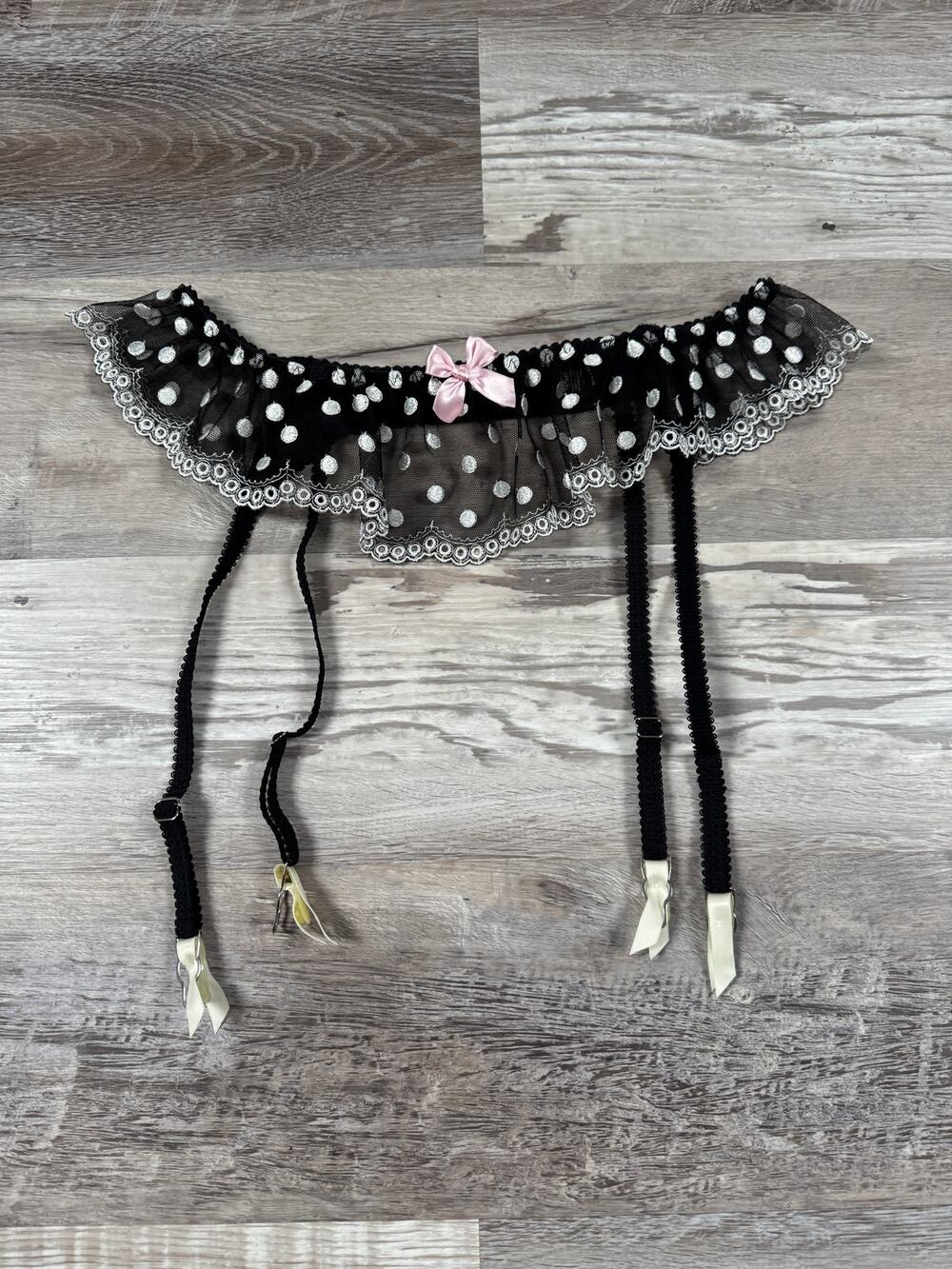 Victoria's Secret Very Sexy Garter Belt Black White Polka Dot Lace Coquette M/L